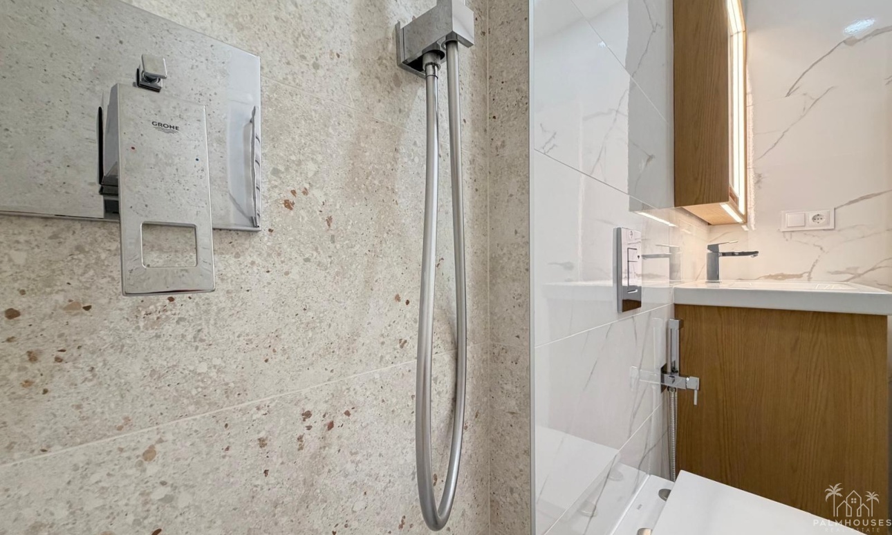 Resale - Apartments - Torrevieja - Playa del cura