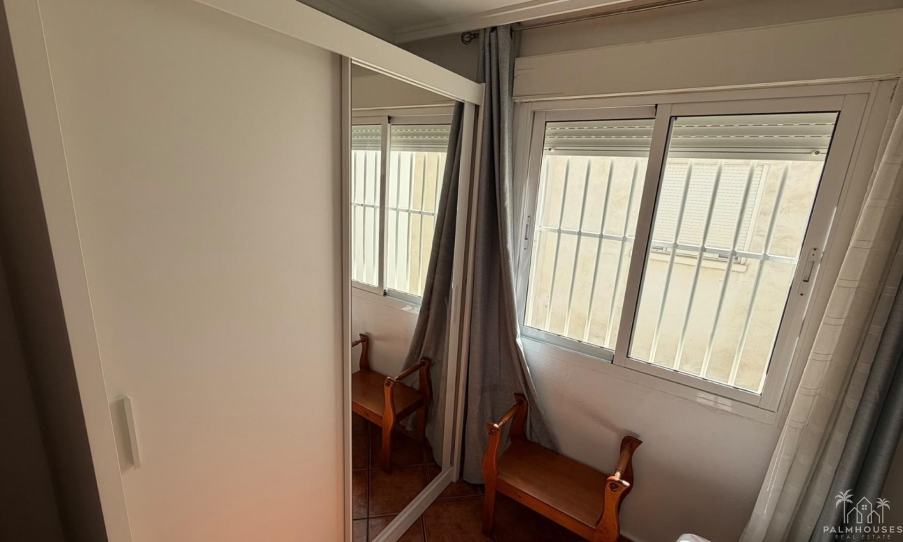 Resale - Apartments - Torrevieja - Playa del cura