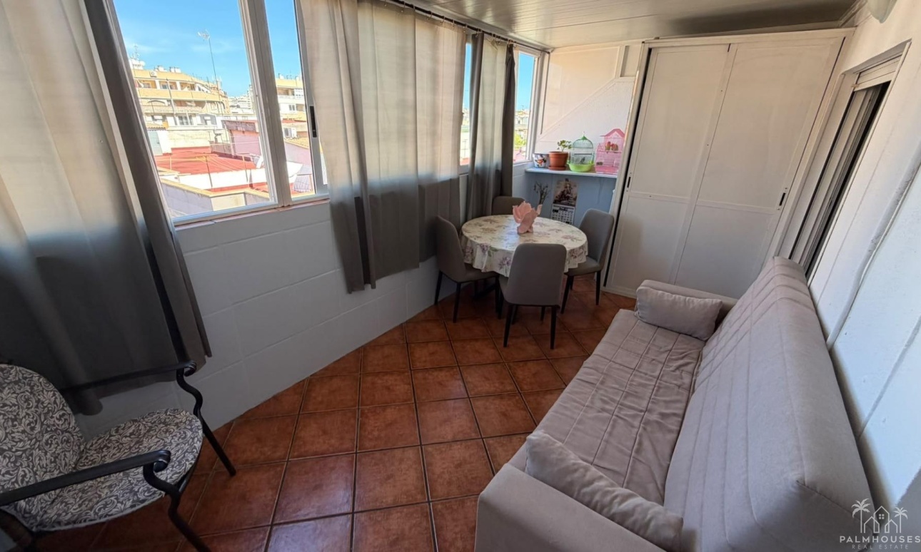 Resale - Apartments - Torrevieja - Playa del cura