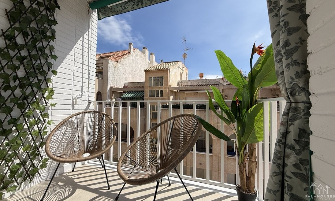 Resale - Apartments - Torrevieja - Playa del cura
