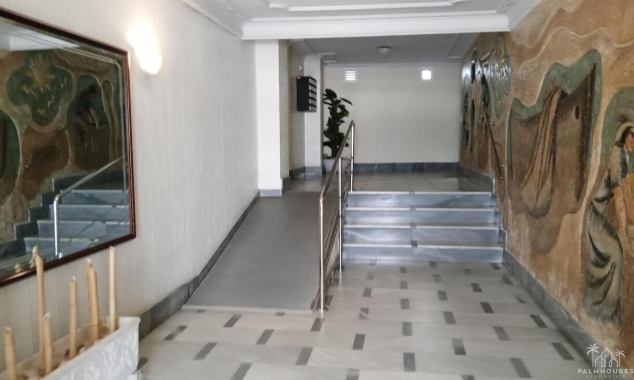 Resale - Apartments - Torrevieja - PLAYA LOS LOCOS