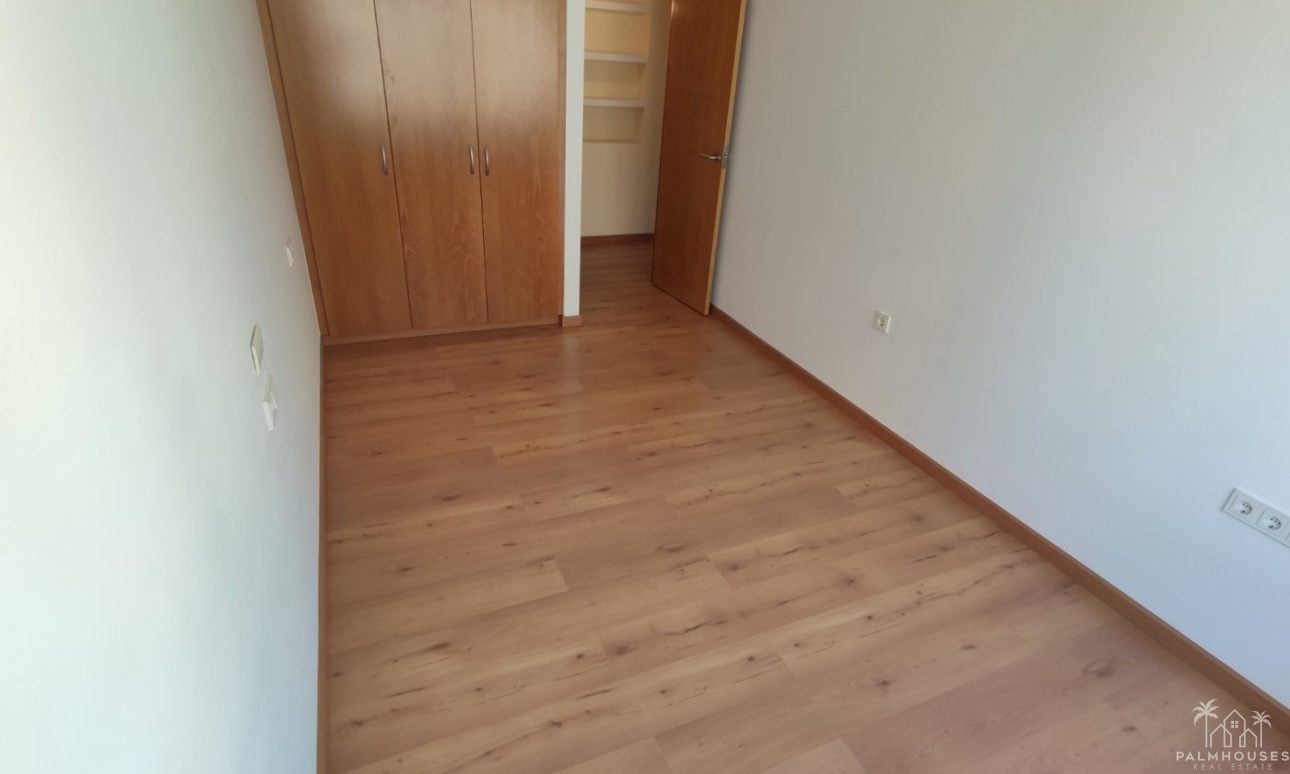Resale - Apartments - Torrevieja - Puerto