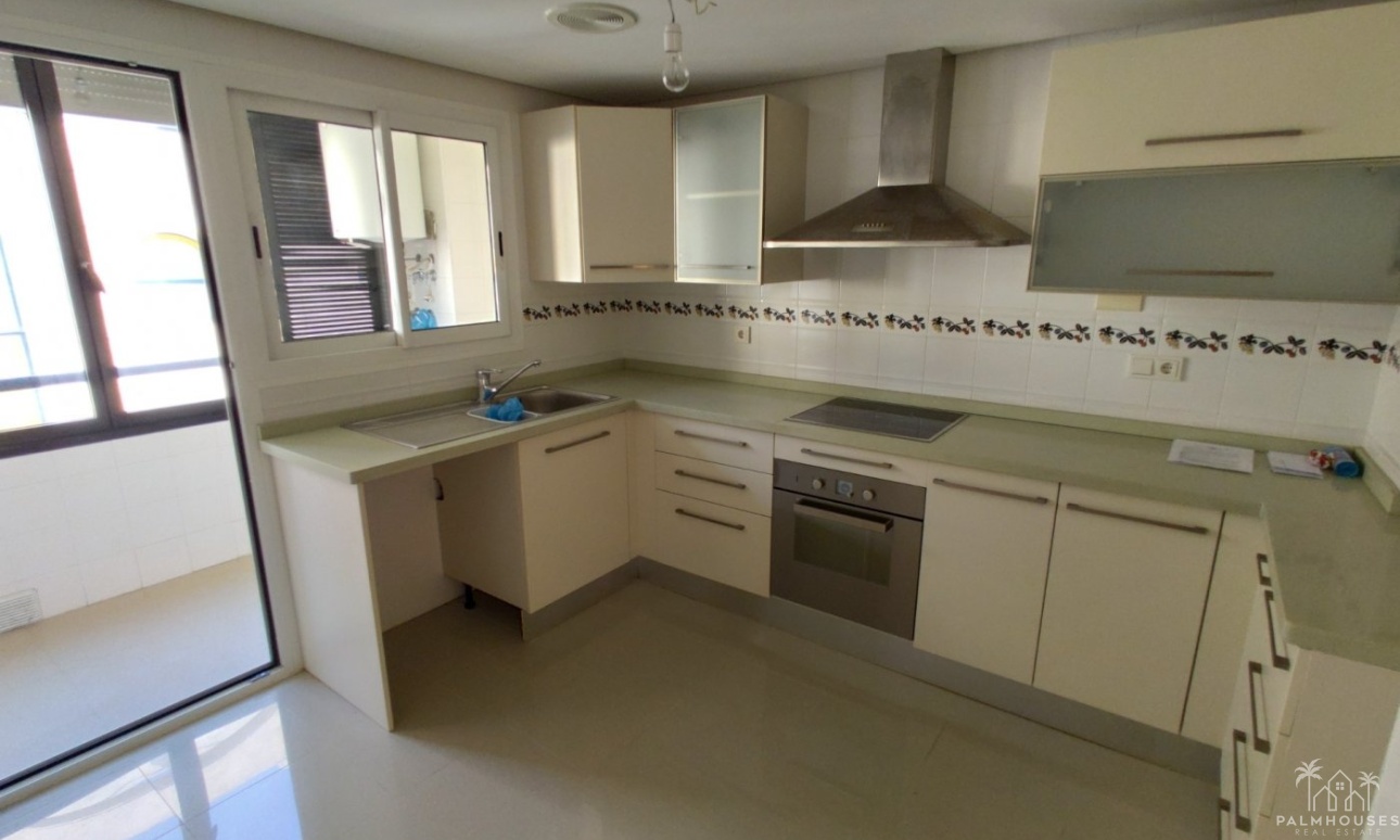 Resale - Apartments - Torrevieja - Puerto
