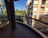 Resale - Apartments - Torrevieja - Puerto