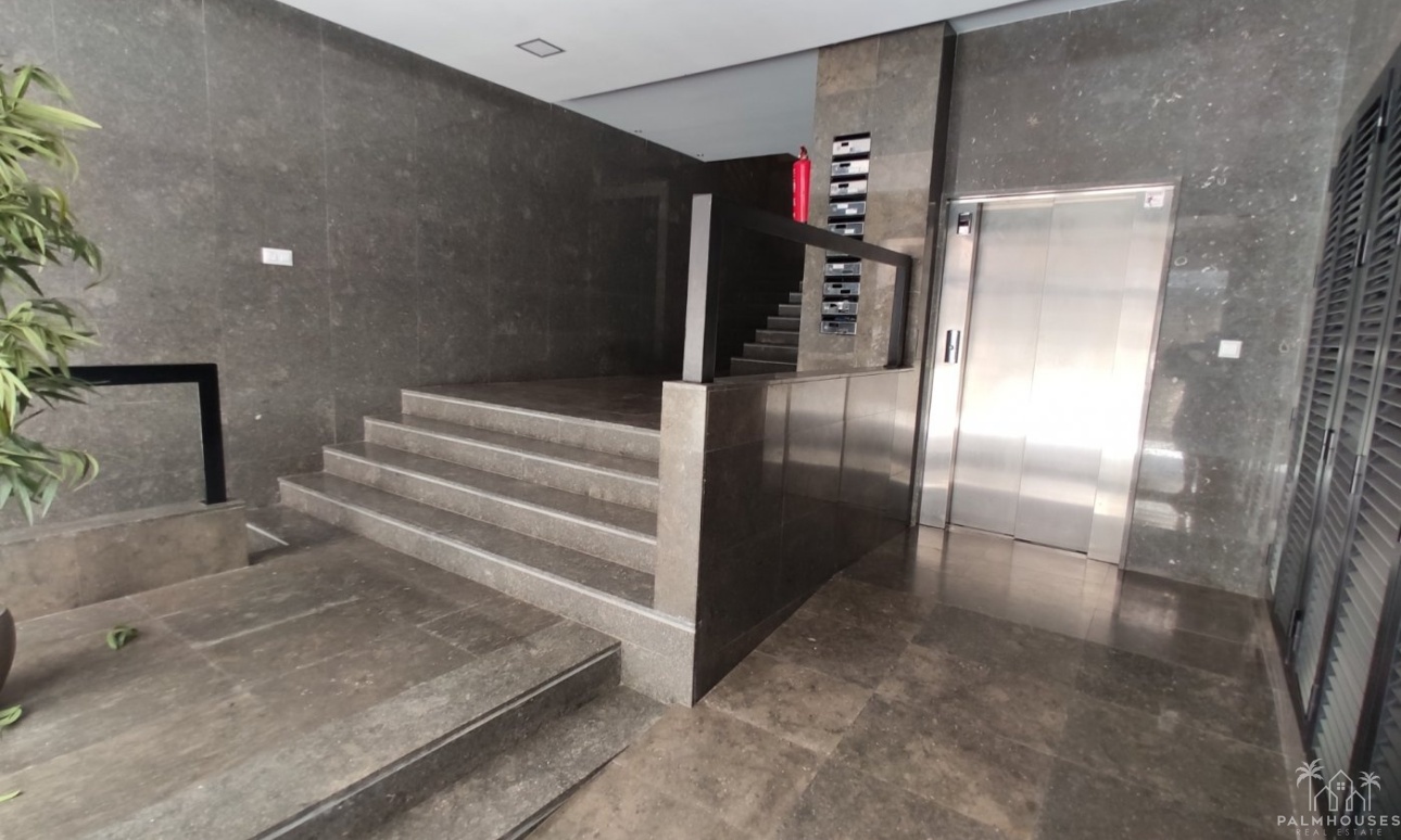 Resale - Apartments - Torrevieja - Puerto