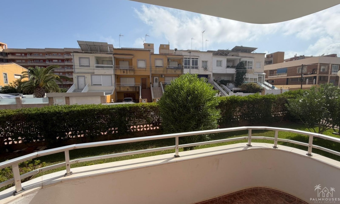 Resale - Apartments - Torrevieja - Punta Prima