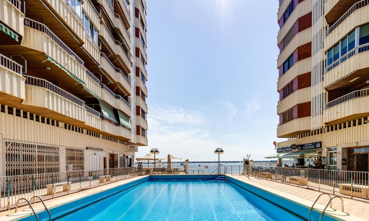 Resale - Apartments - Torrevieja - Torrevieja Centro