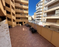 Resale - Apartments - Torrevieja - Torrevieja Centro