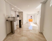 Resale - Apartments - Torrevieja - Torrevieja Centro