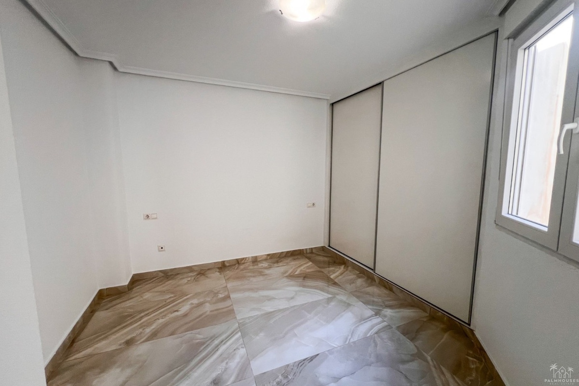 Resale - Apartments - Torrevieja - Torrevieja Centro