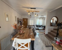 Resale - Apartments - Torrevieja - Zona Los Frutales