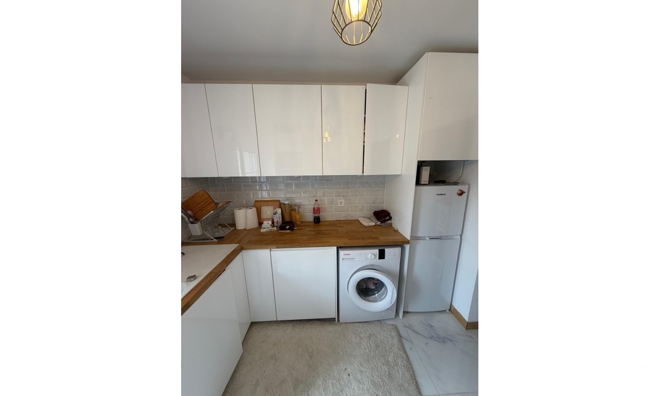 Resale - Apartments - Torrevieja - Zona Los Frutales