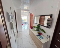 Resale - Apartments - Torrevieja - Zona Los Frutales