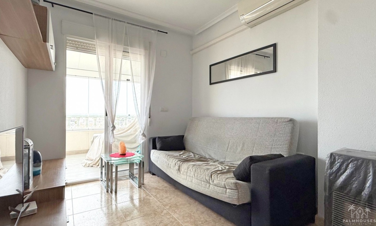 Resale - Apartments - Torrevieja