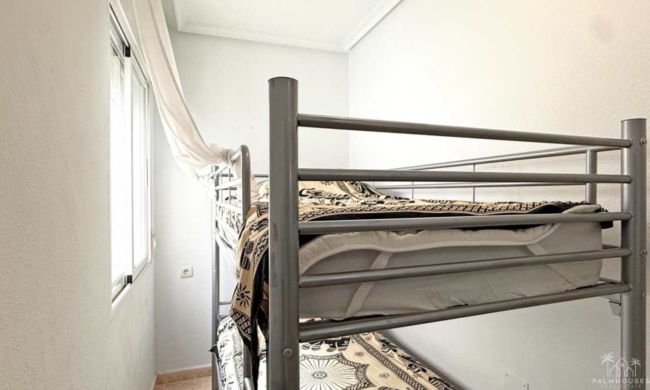 Resale - Apartments - Torrevieja