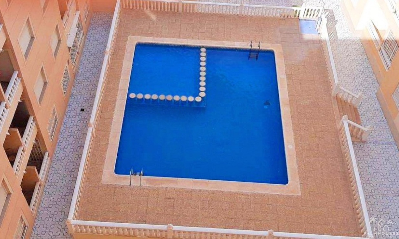 Resale - Apartments - Torrevieja