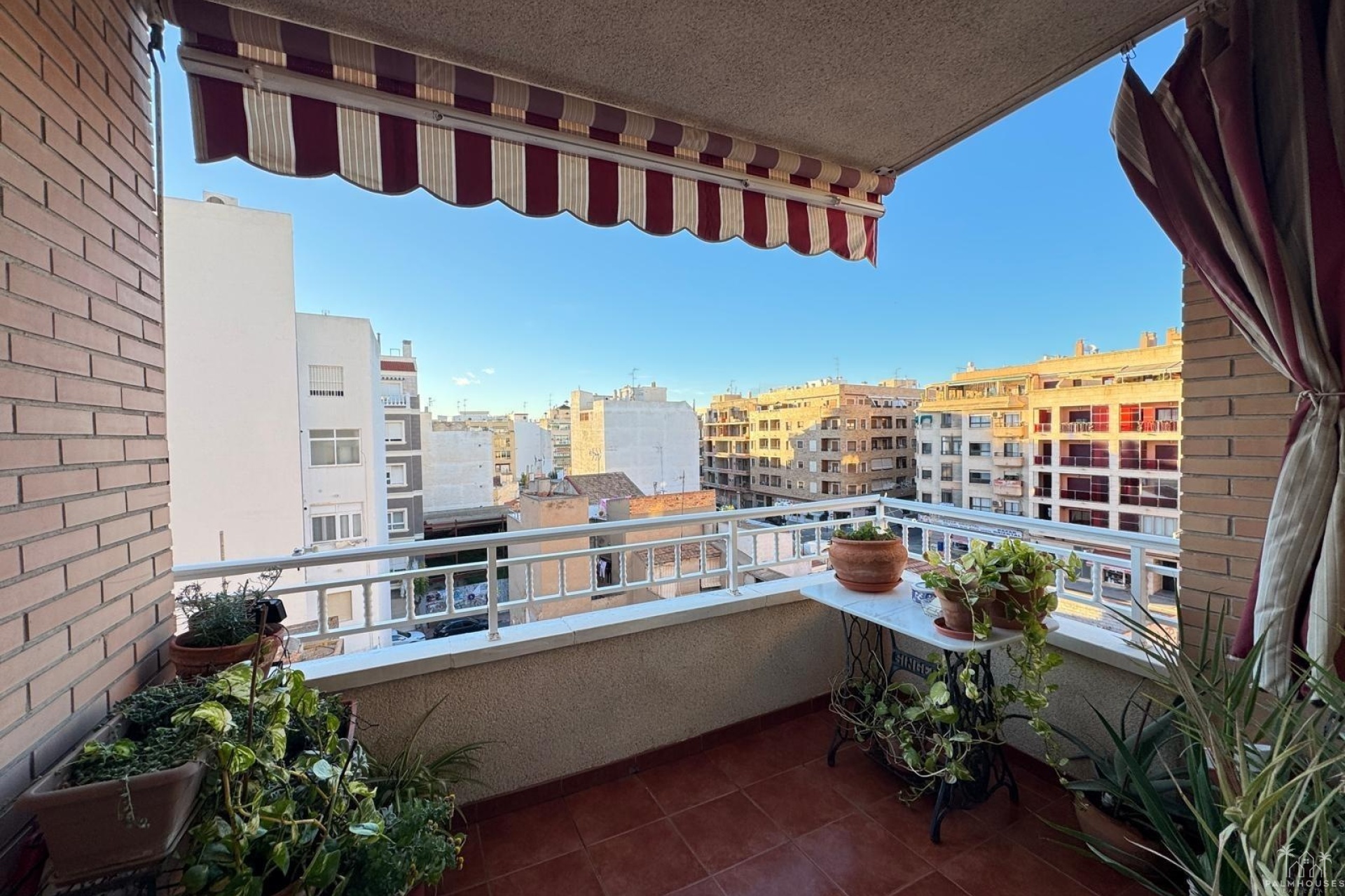 Resale - Apartments - Torrevieja