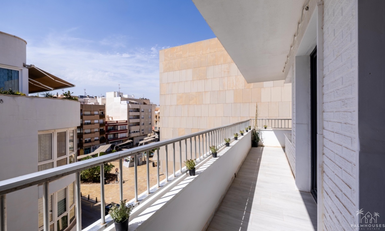 Resale - Apartments - Torrevieja