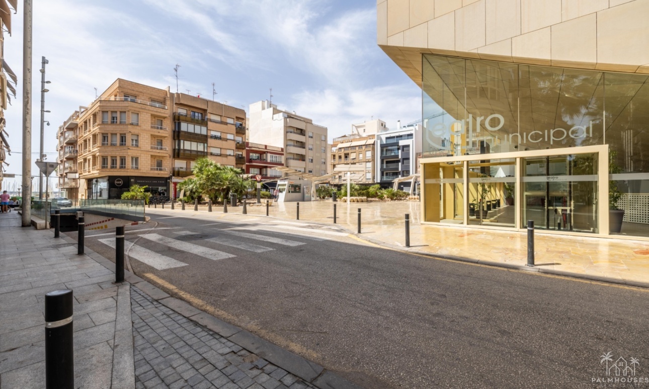 Resale - Apartments - Torrevieja