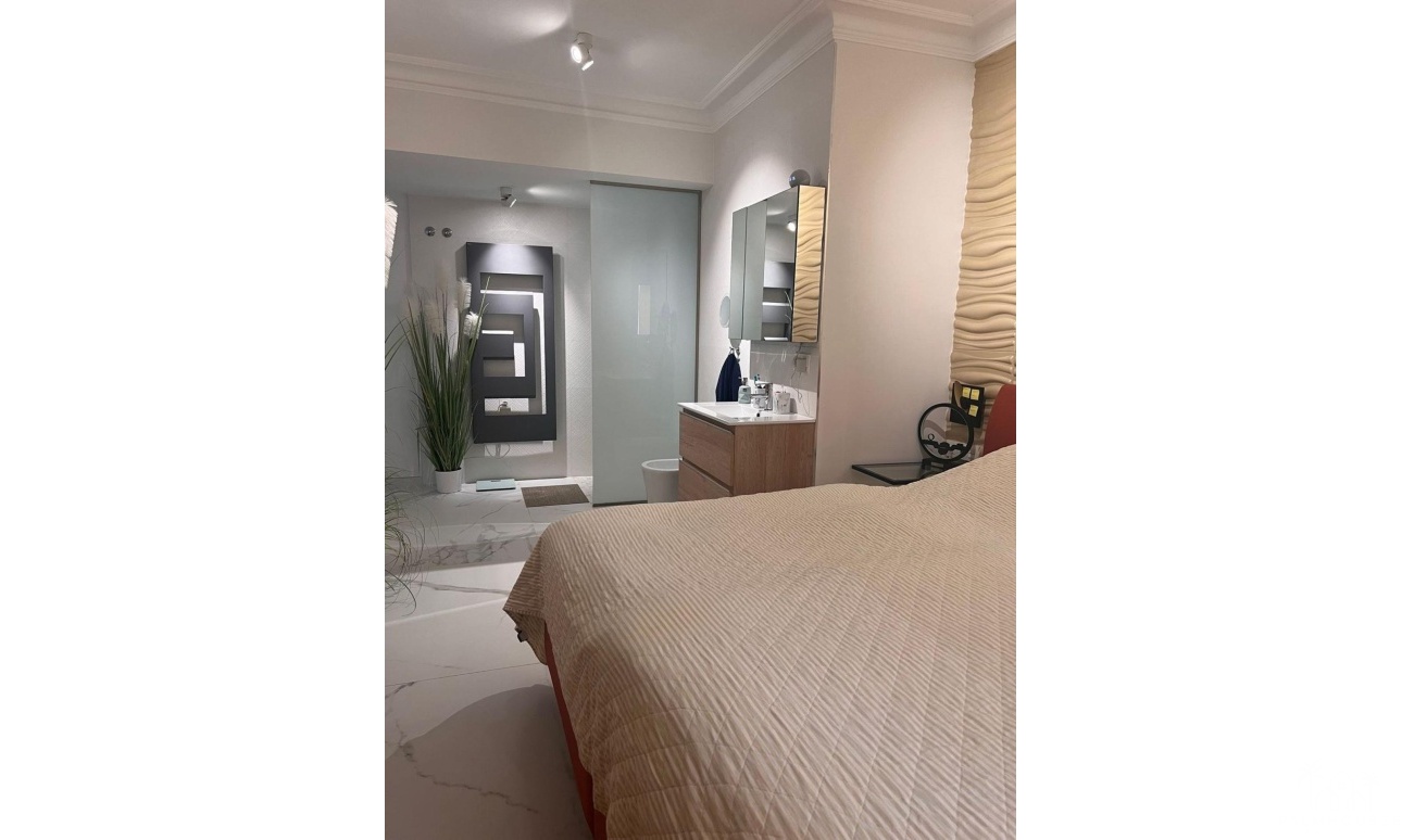 Resale - Apartments - Torrevieja