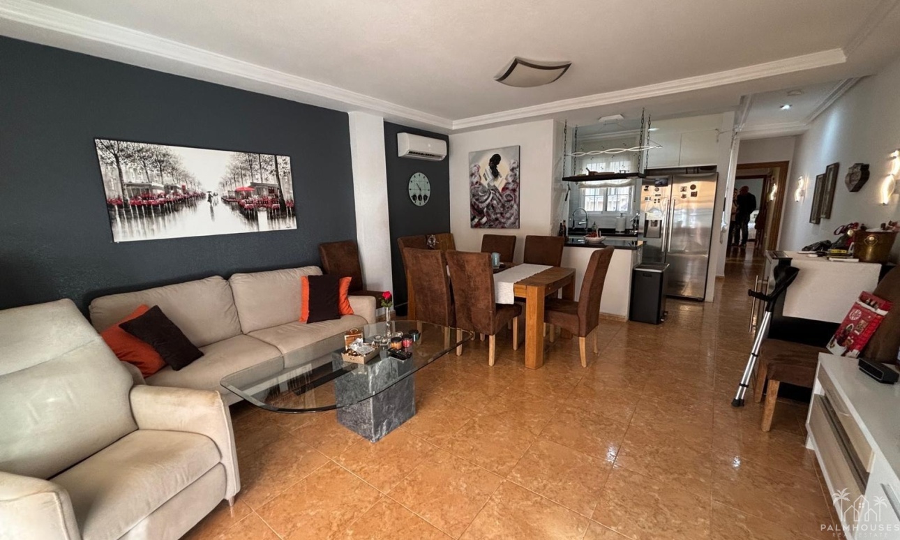 Resale - Apartments - Torrevieja