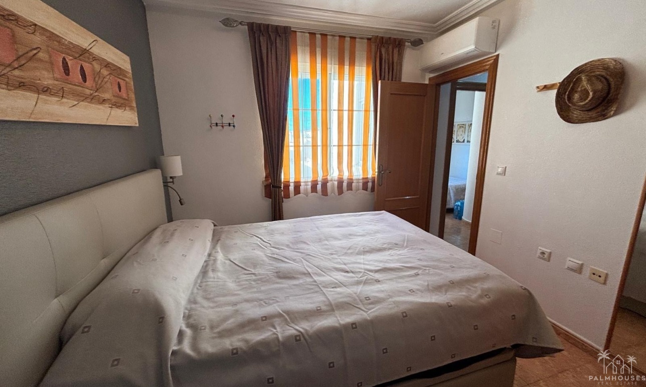 Resale - Apartments - Torrevieja