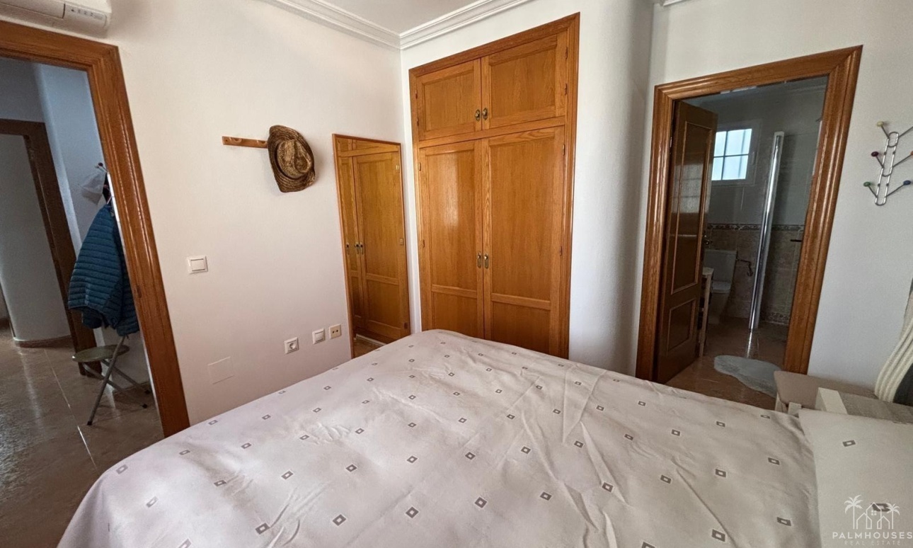 Resale - Apartments - Torrevieja