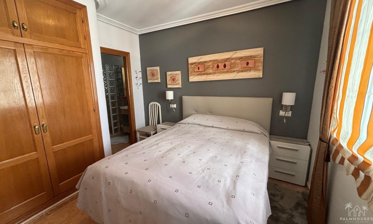 Resale - Apartments - Torrevieja