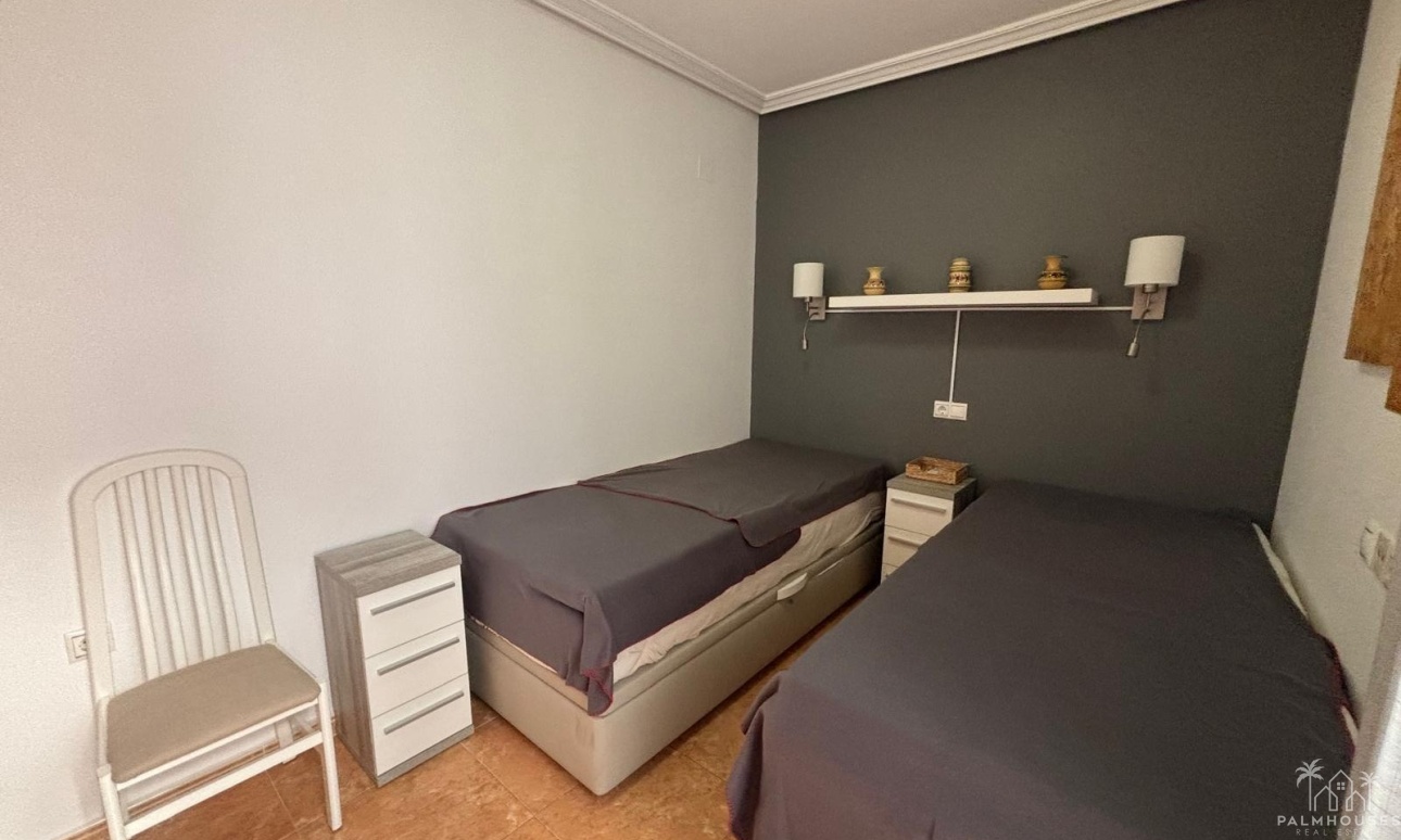 Resale - Apartments - Torrevieja
