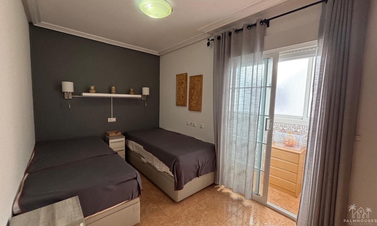 Resale - Apartments - Torrevieja