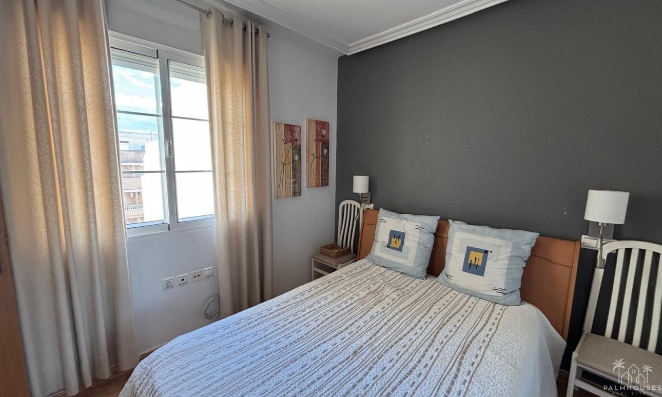 Resale - Apartments - Torrevieja
