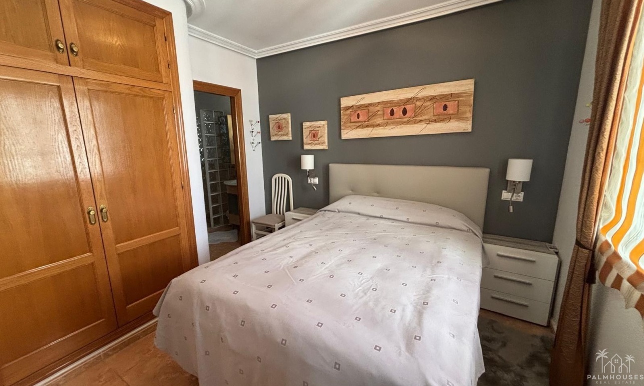 Resale - Apartments - Torrevieja