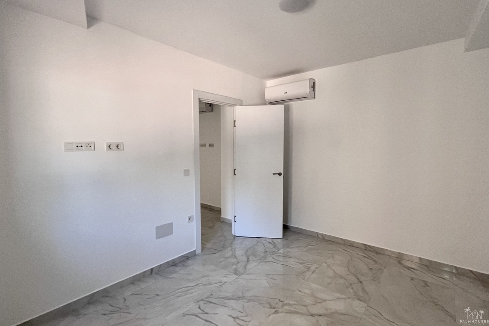 Resale - Apartments - Torrevieja