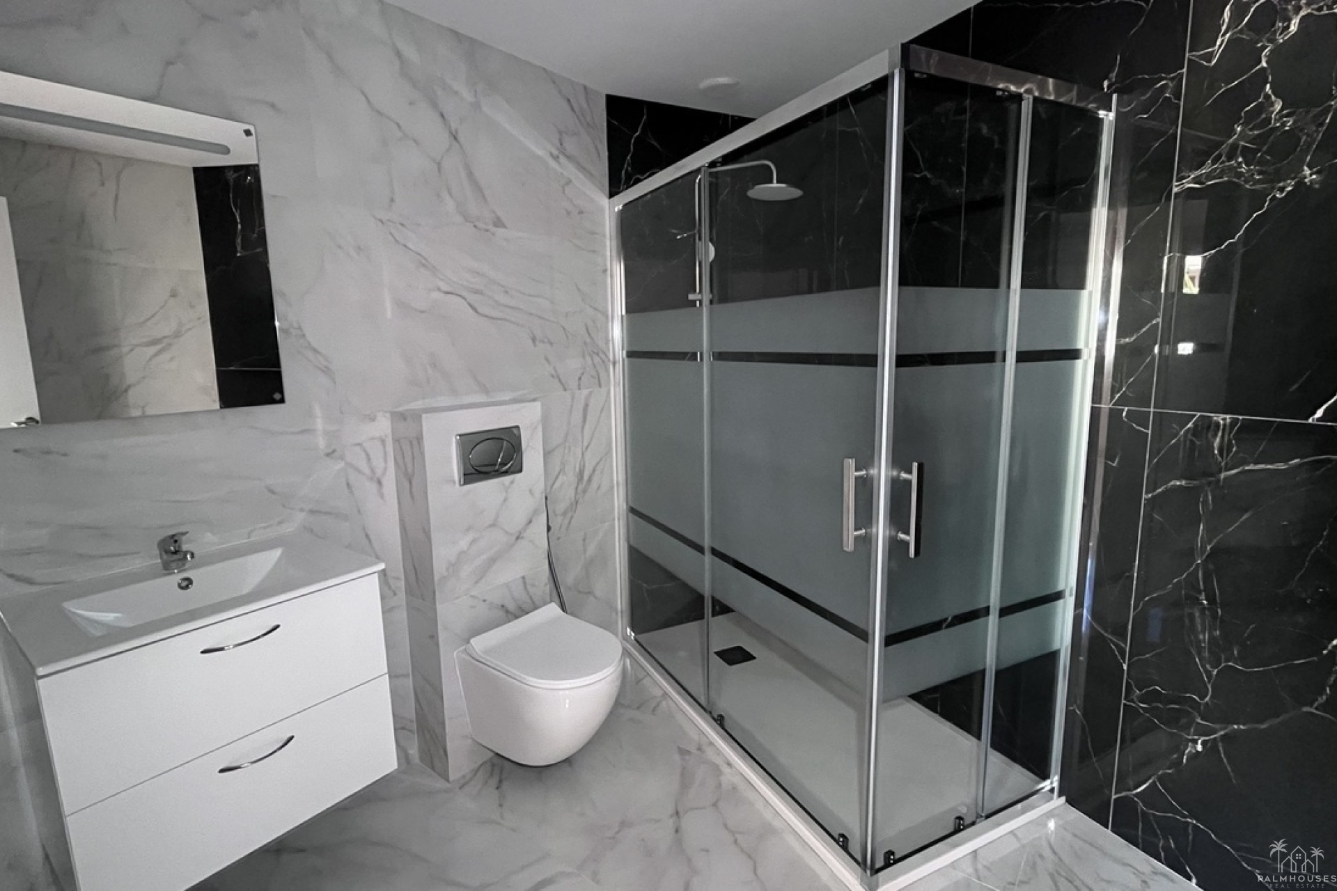 Resale - Apartments - Torrevieja