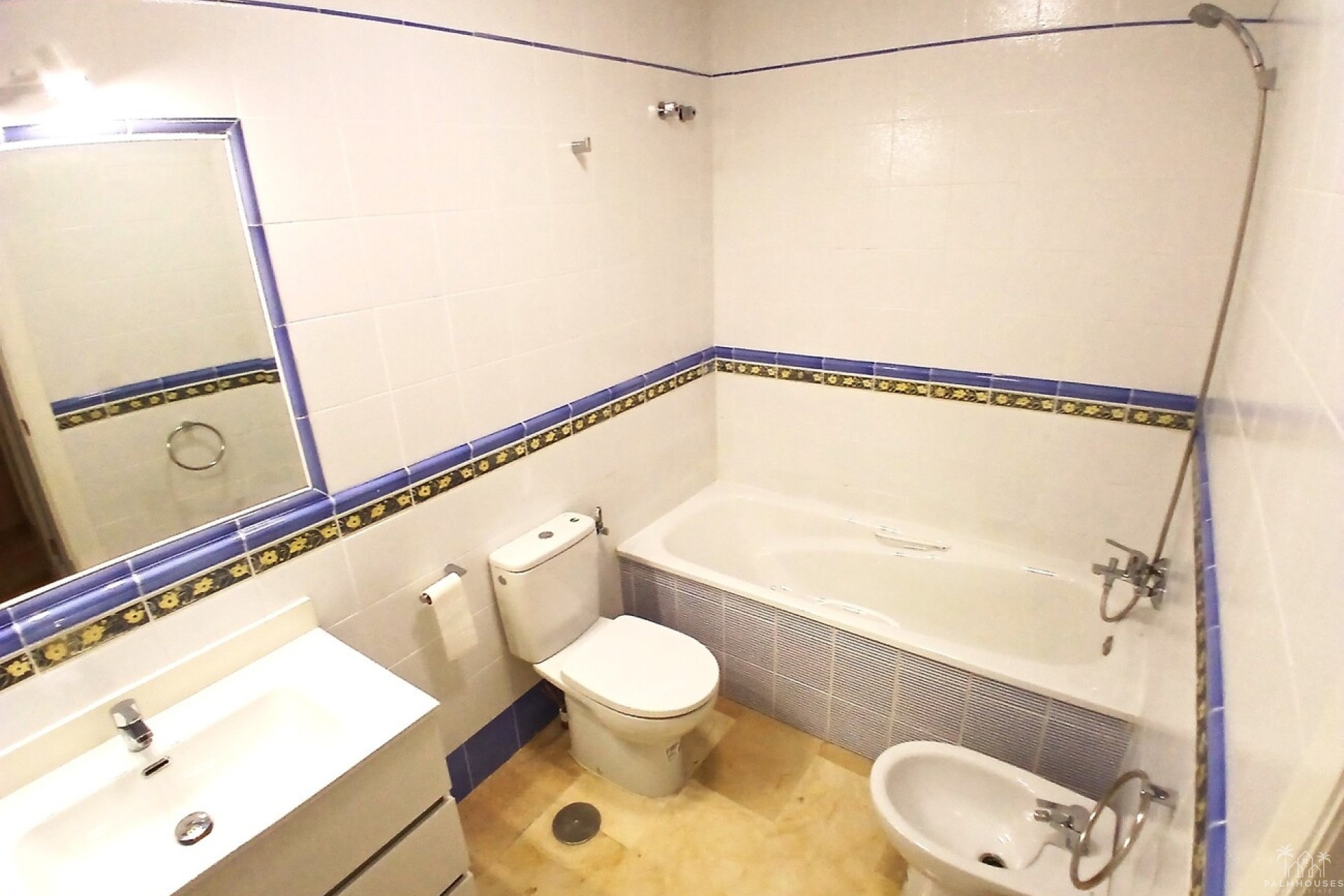 Resale - Apartments - Villamartin - Costa Blanca