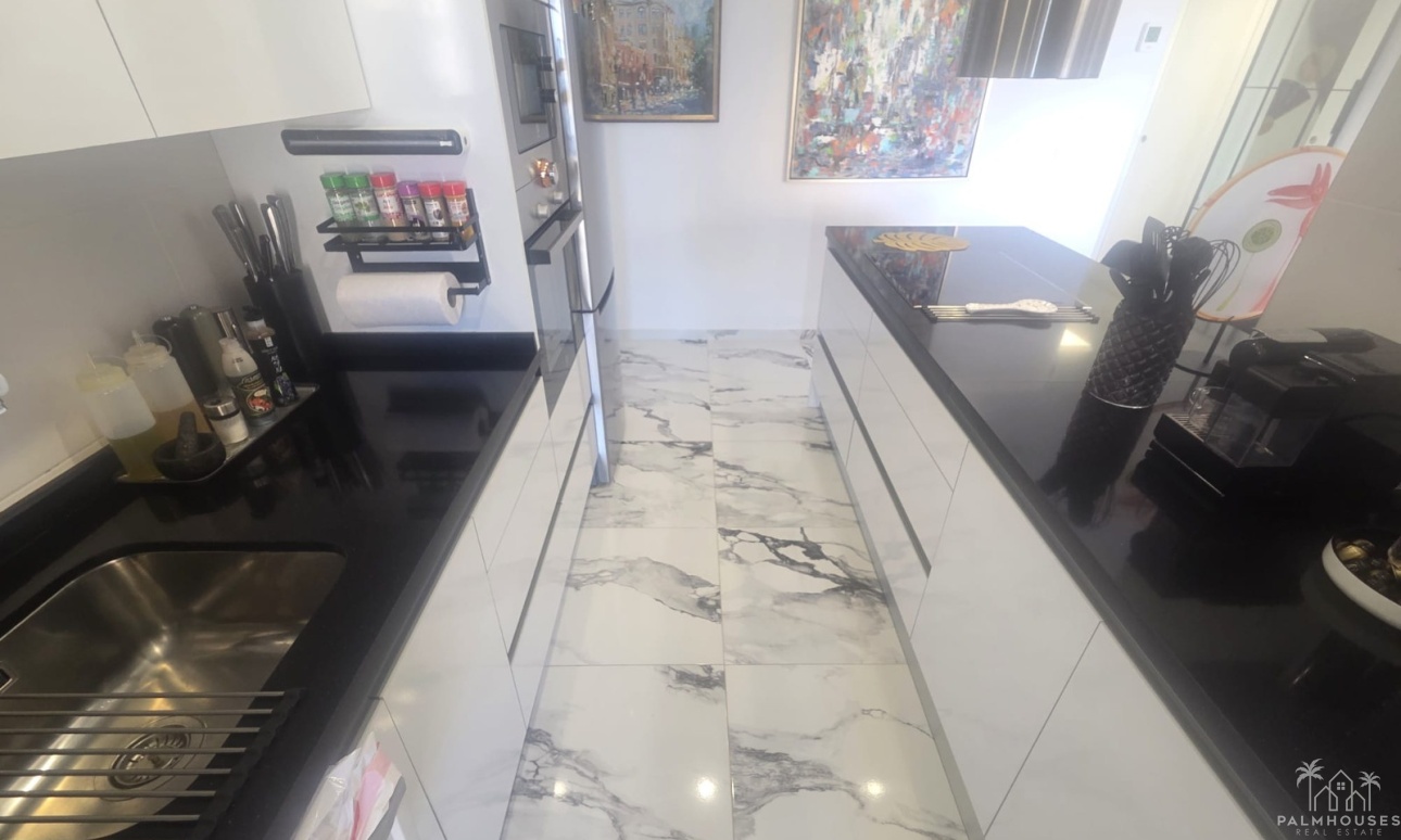 Resale - Apartments - Villamartin - Costa Blanca