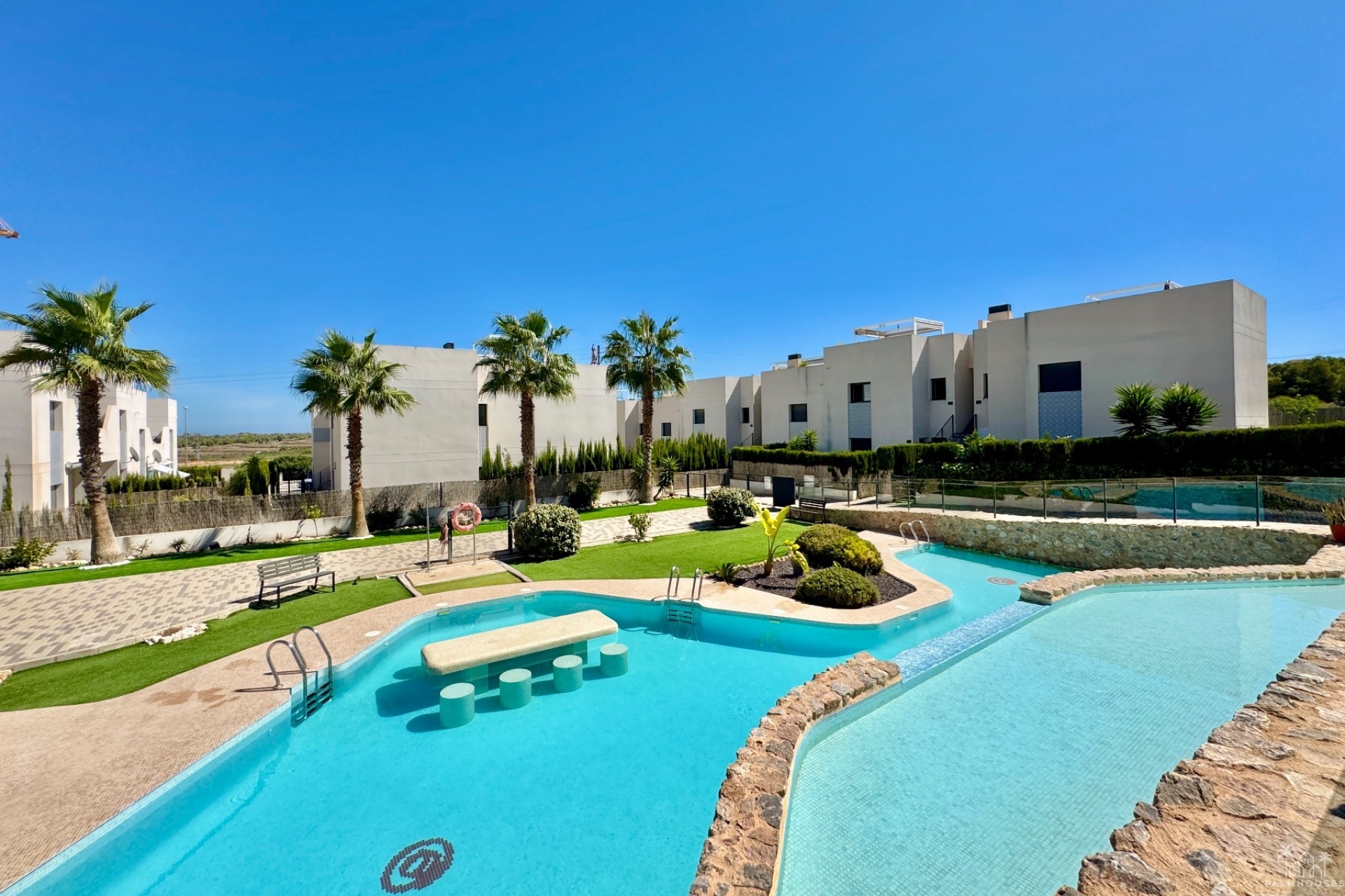 Resale - Apartments - Villamartin - Costa Blanca