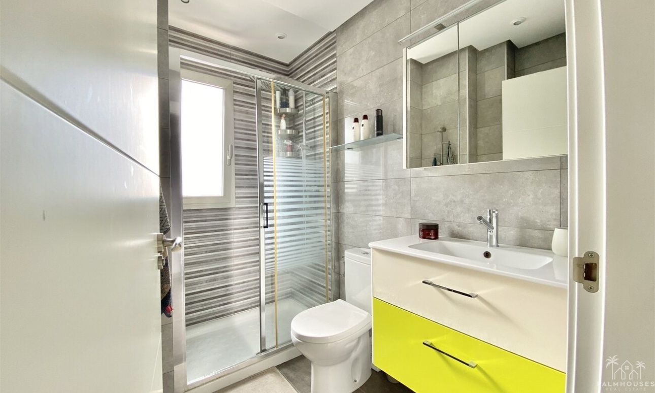 Resale - Apartments - Villamartin - Los Dolses