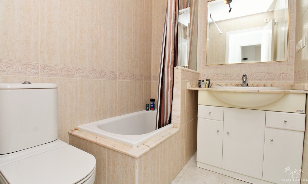 Resale - Apartments - Villamartin - PAU 8