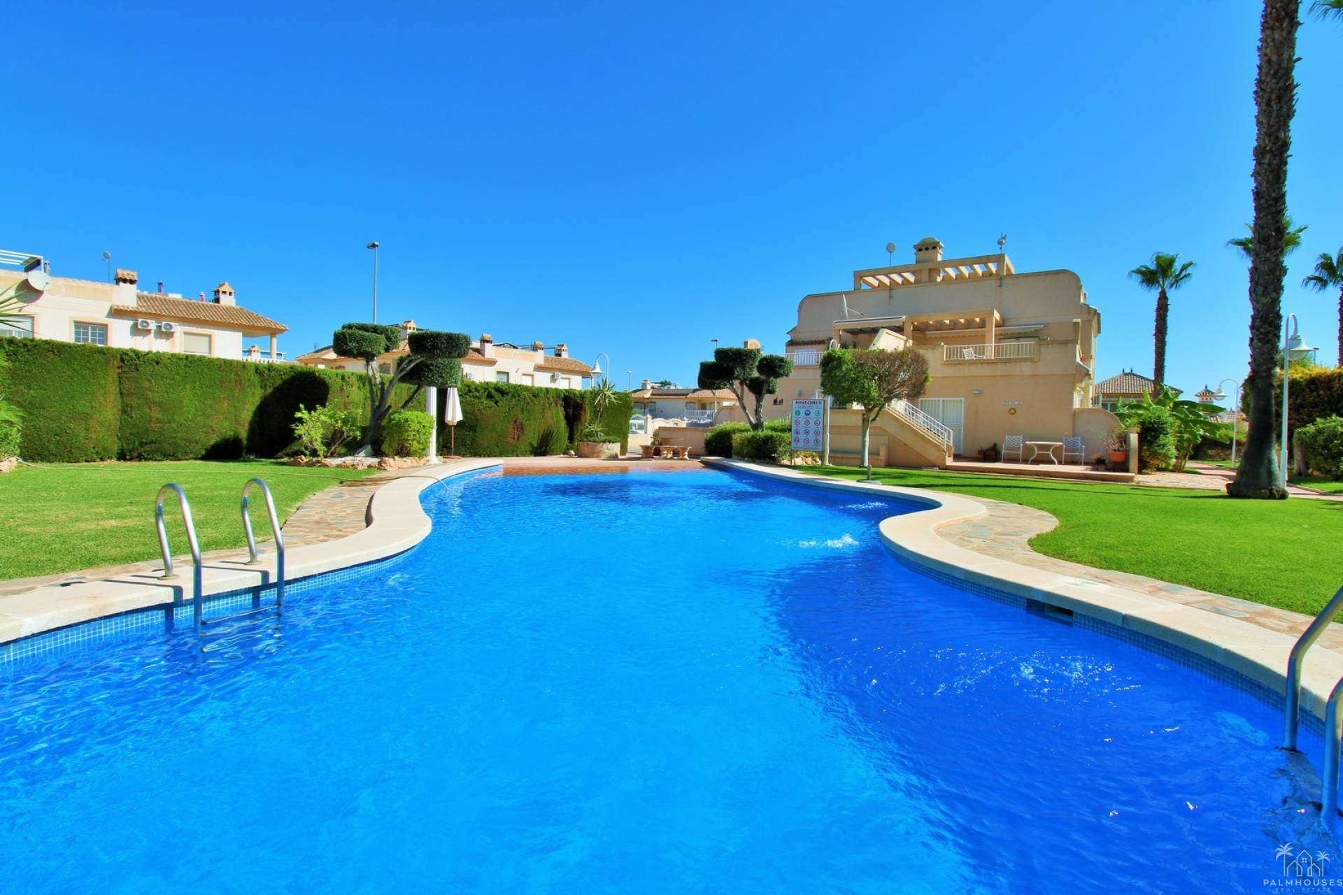 Resale - Apartments - Villamartin - PAU 8