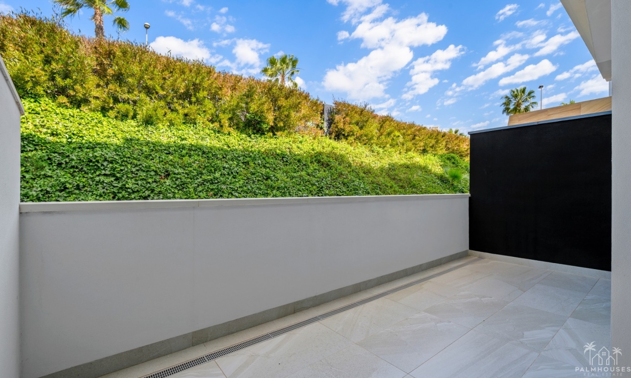 Resale - Apartments - Villamartin