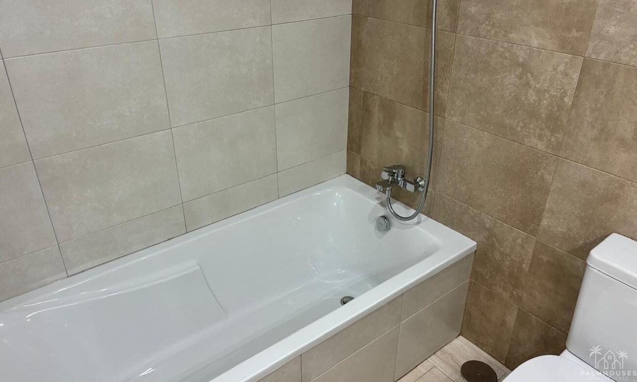 Resale - Apartments - Villamartin