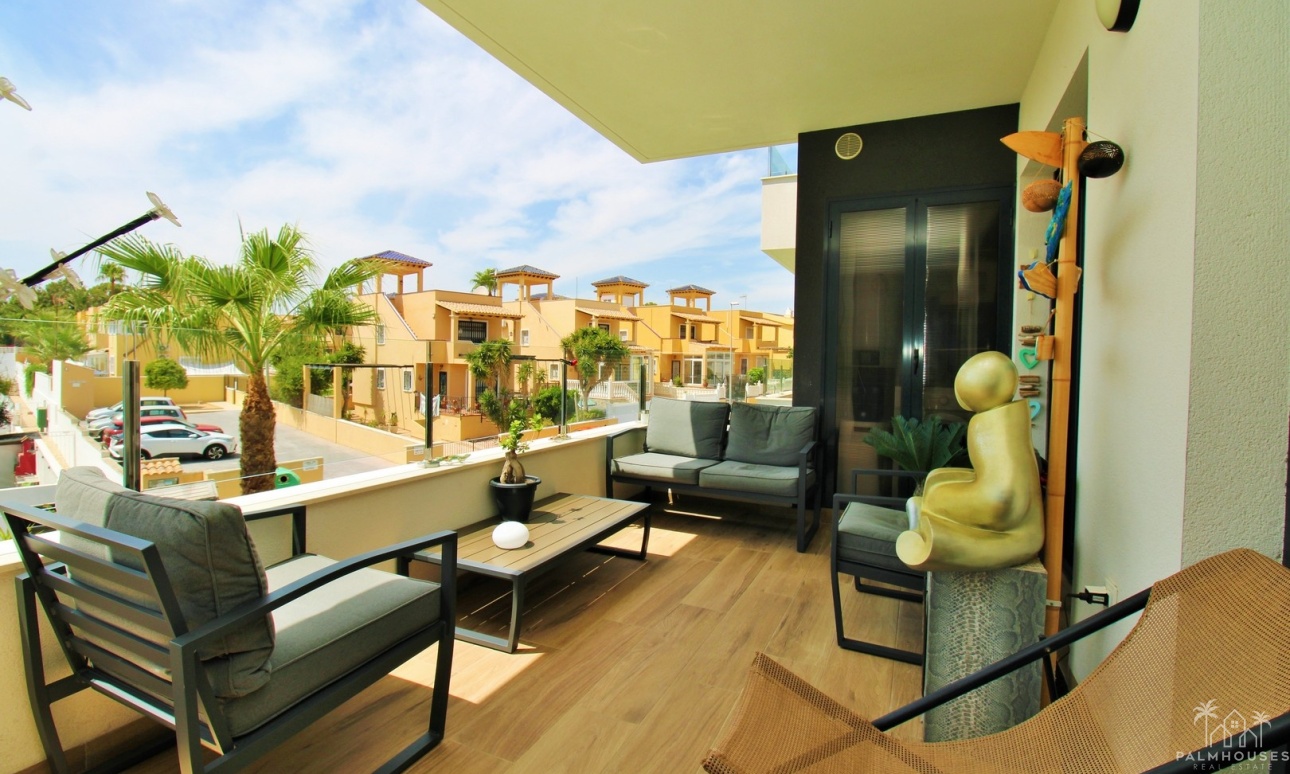 Resale - Apartments - Villamartin