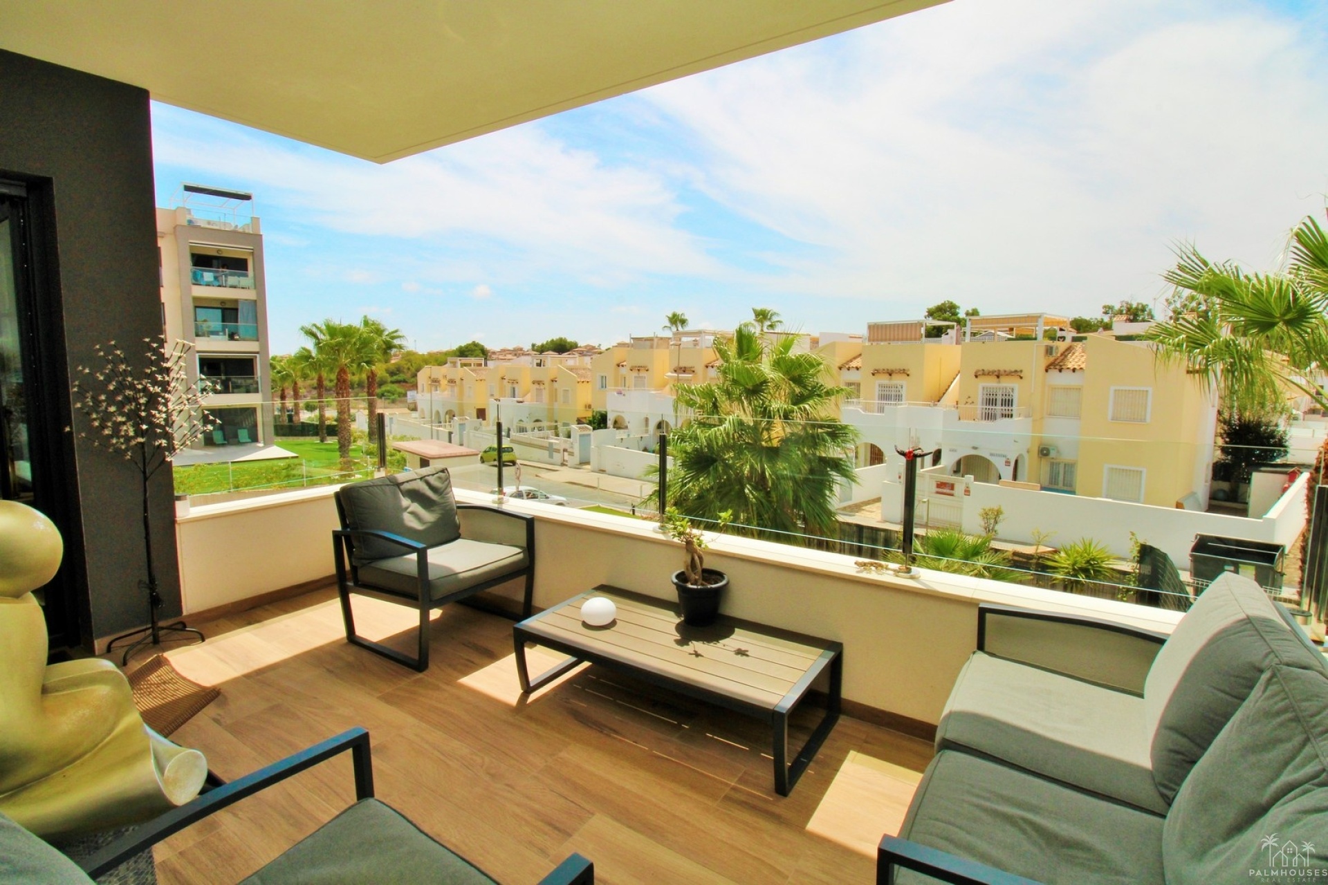 Resale - Apartments - Villamartin