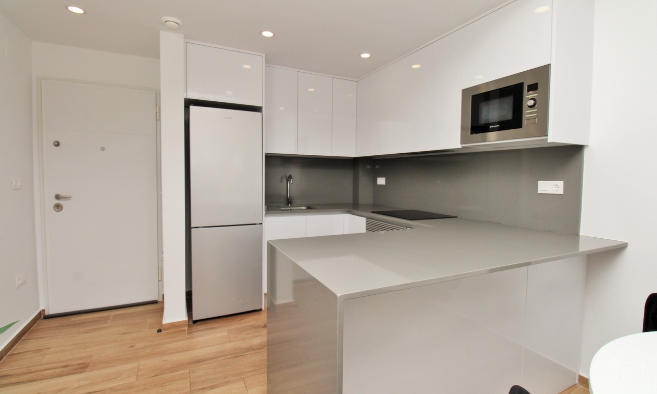 Resale - Apartments - Villamartin