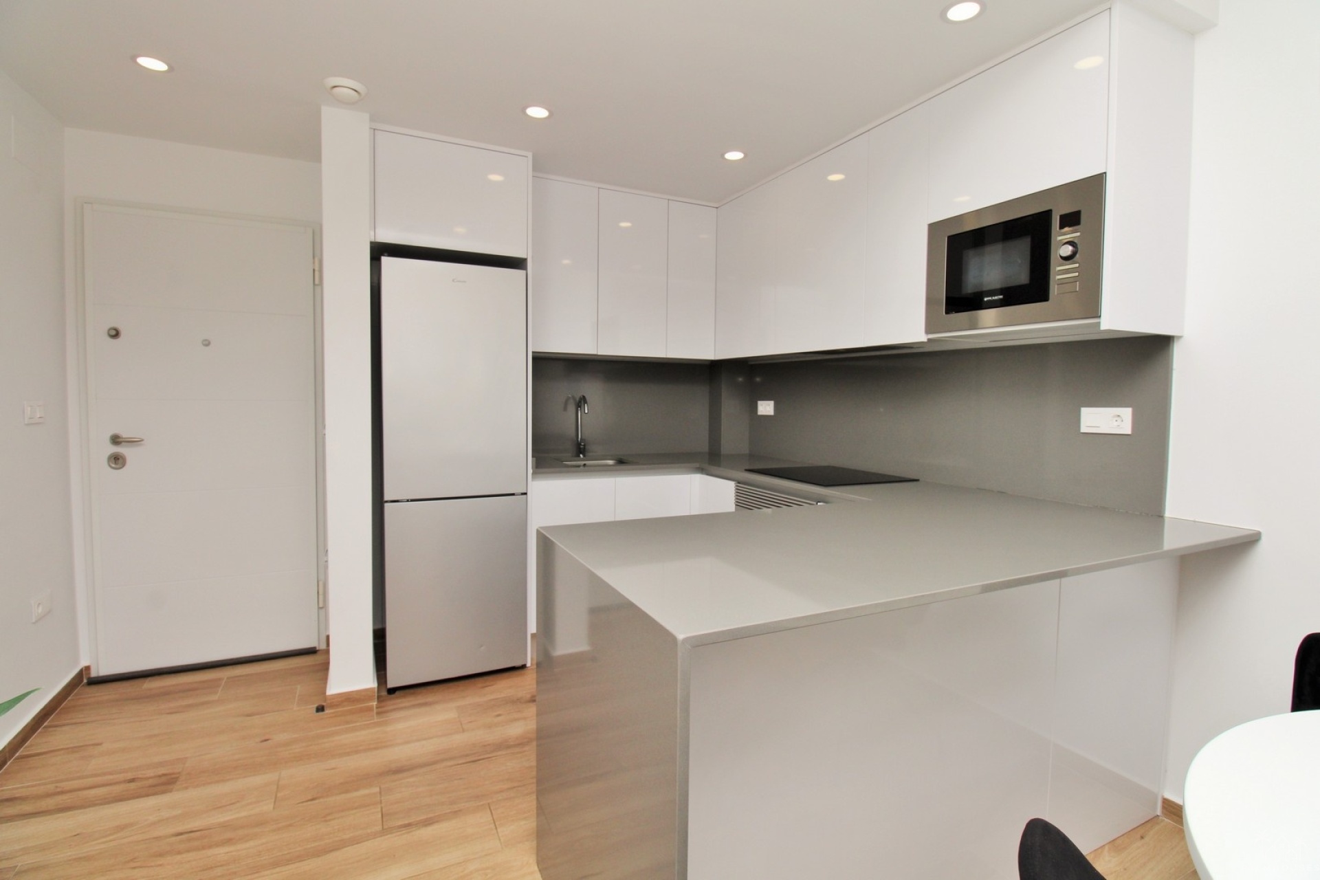 Resale - Apartments - Villamartin