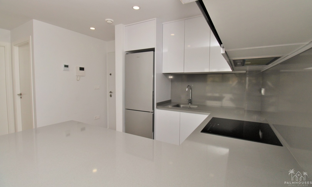 Resale - Apartments - Villamartin