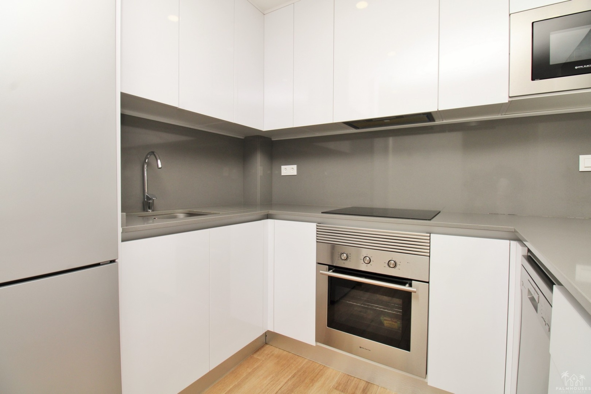 Resale - Apartments - Villamartin