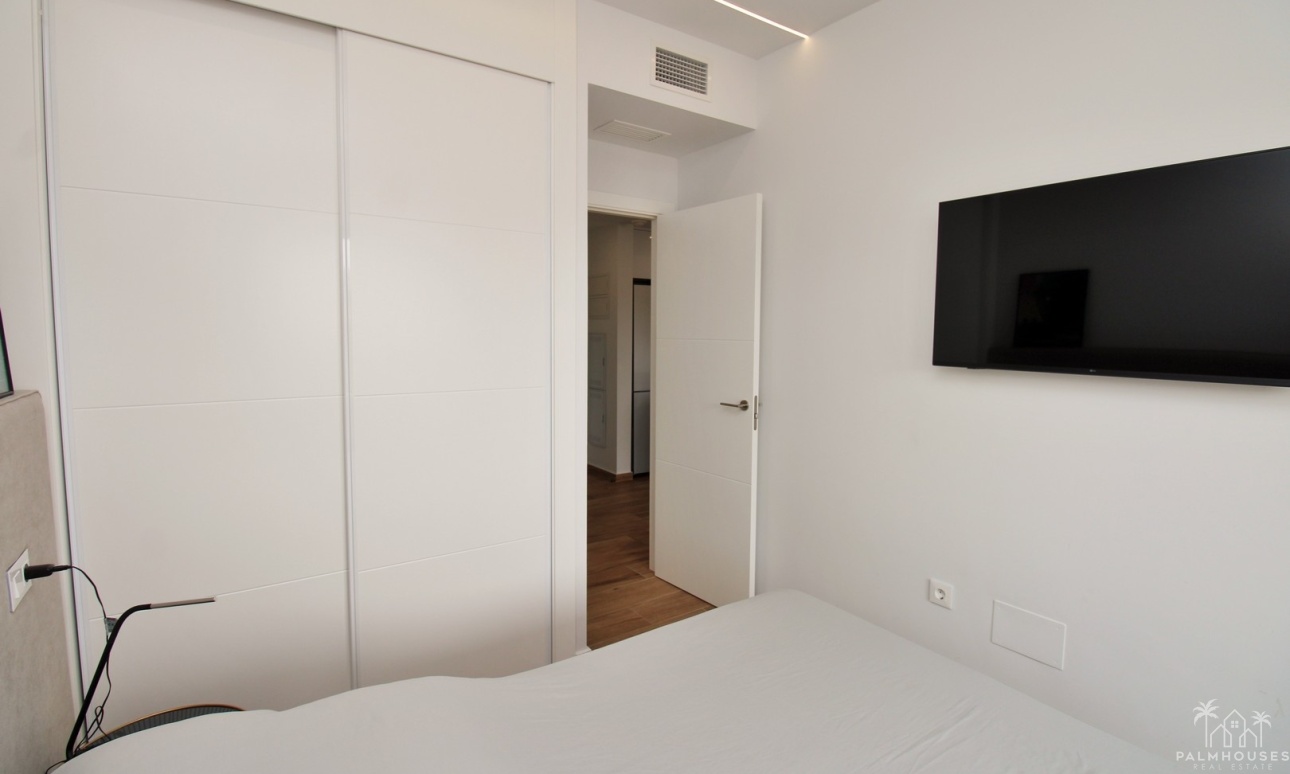 Resale - Apartments - Villamartin