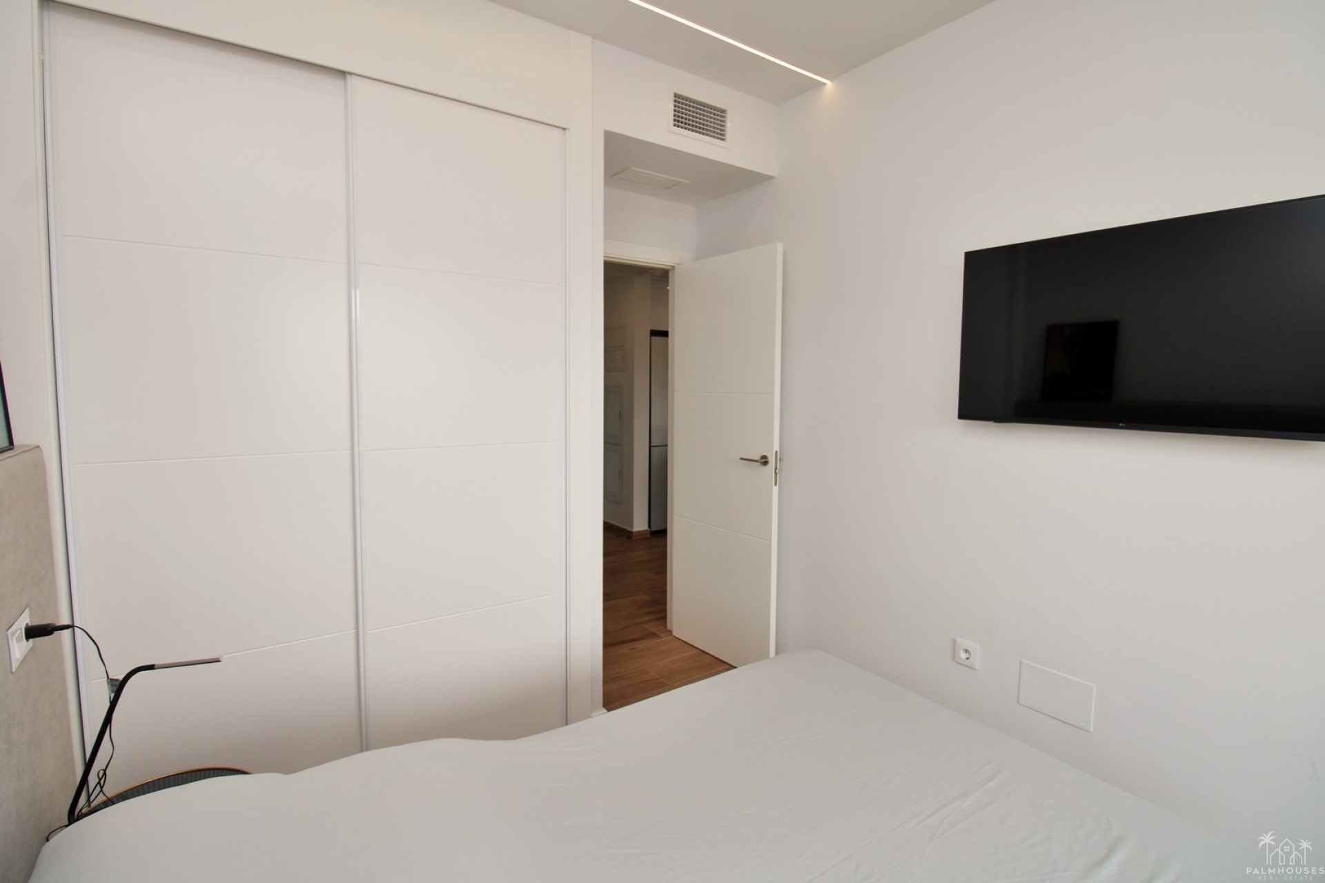 Resale - Apartments - Villamartin